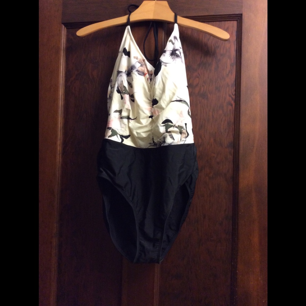 Athleta Polynesia halter one piece - Picture 2 of 8